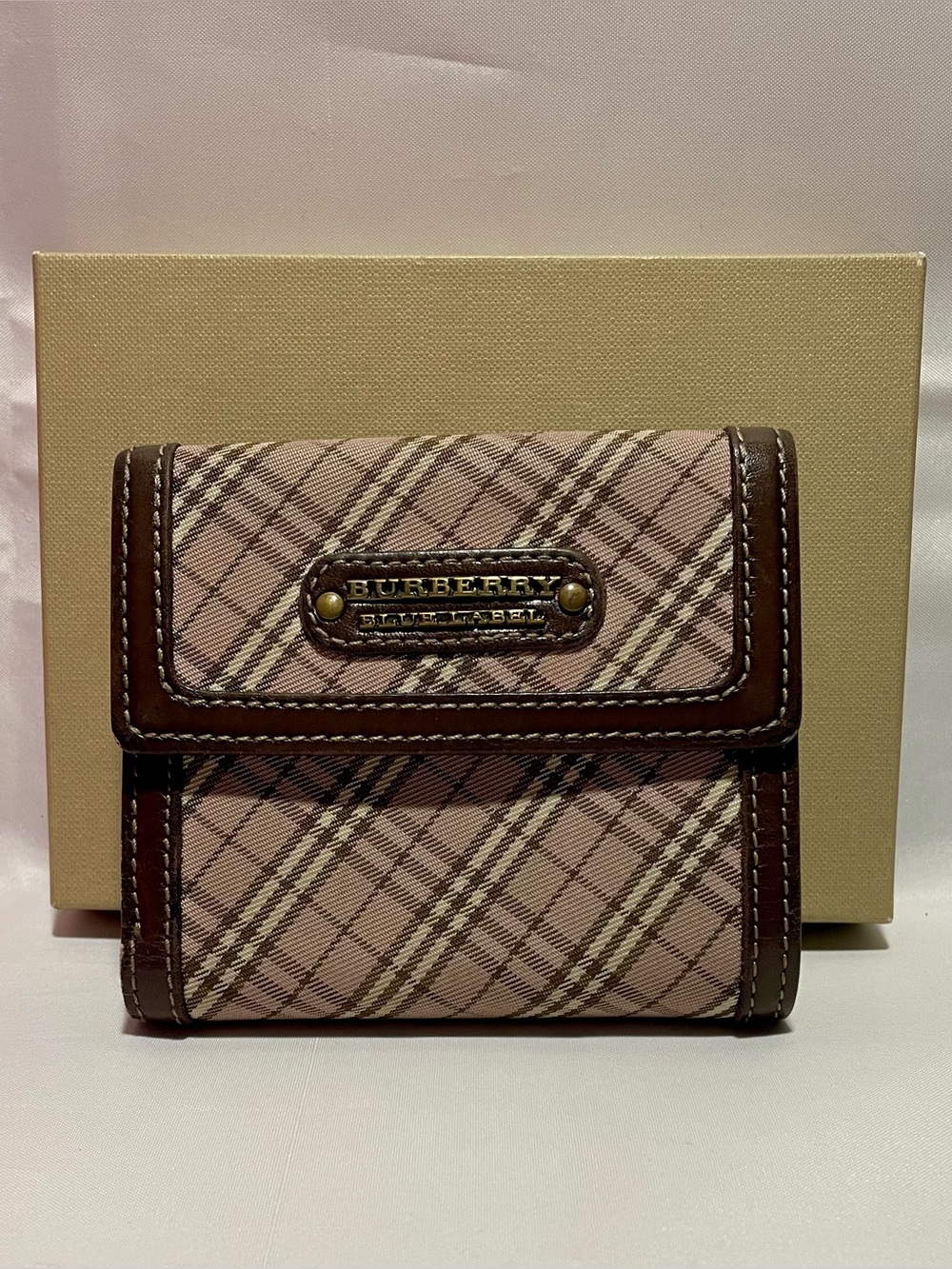 Burberry Blue Label Wallet, ✨Vintage✨ Full Inclusion🤎